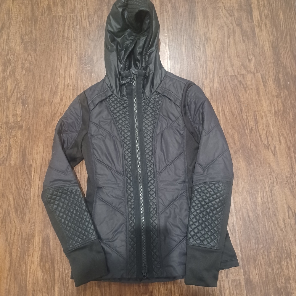 Athleta Black Quilted Hooded Jacket (XS)